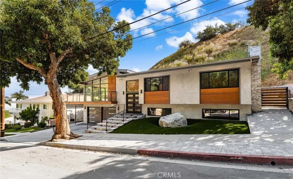 325 N Madison Ave, Monrovia, CA 91016