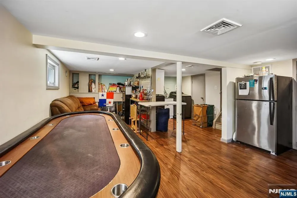1494 Endicott Terrace, Teaneck, NJ 07666