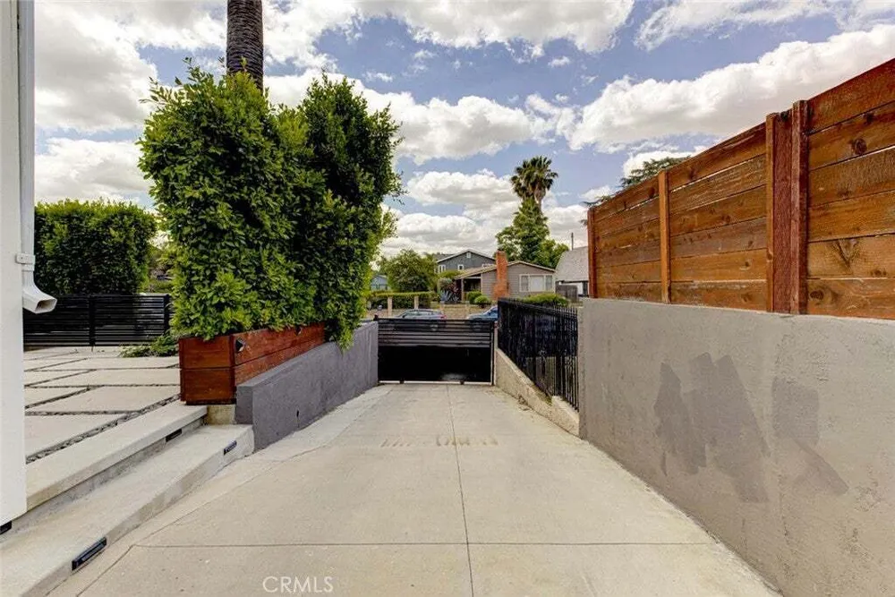 4523 Alumni Ave, Eagle Rock, CA 90041