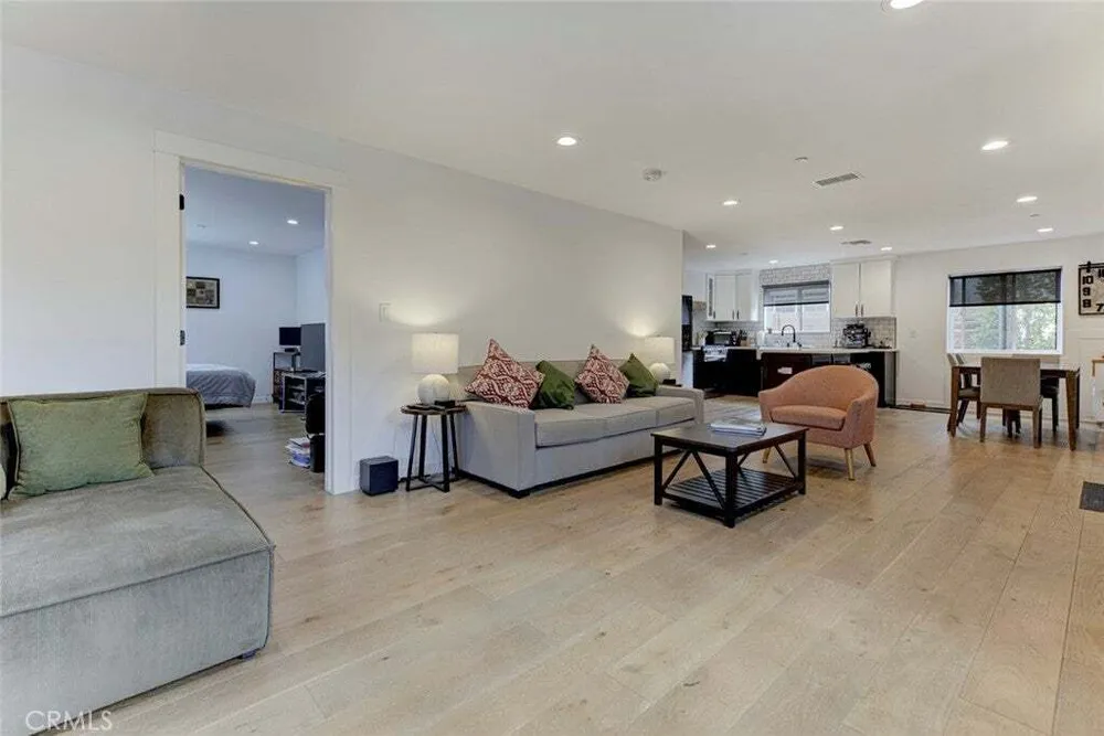 4523 Alumni Ave, Eagle Rock, CA 90041