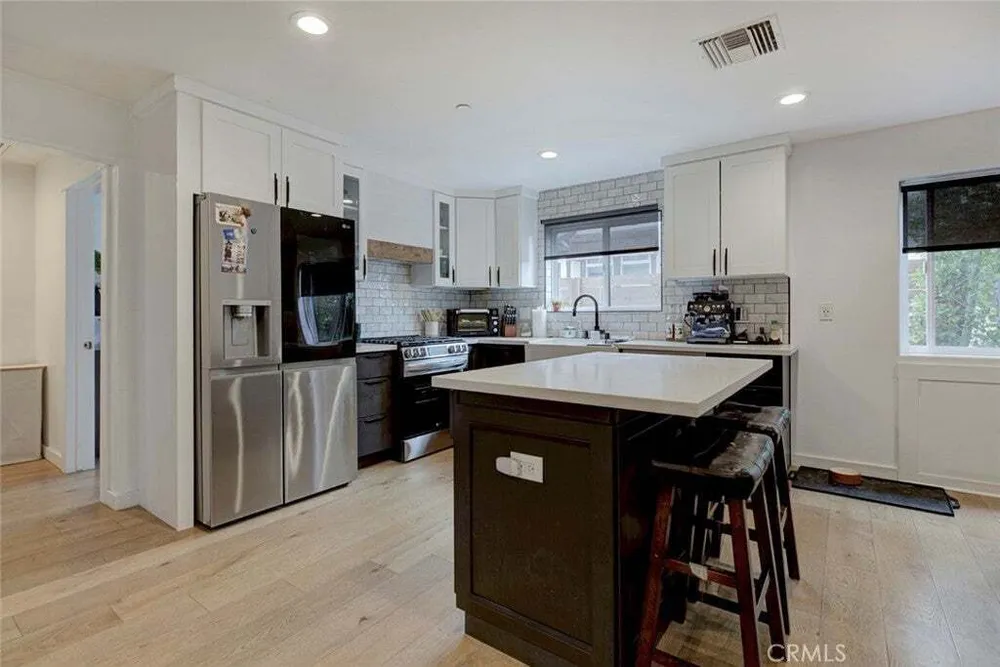 4523 Alumni Ave, Eagle Rock, CA 90041