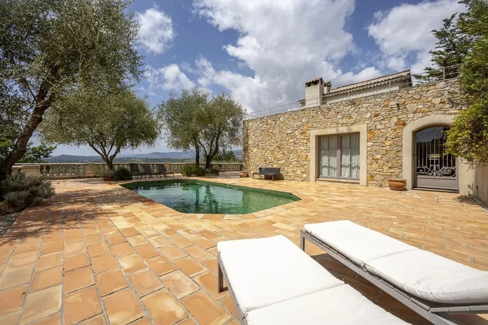 Mouans-Sartoux, Alpes Maritimes, France