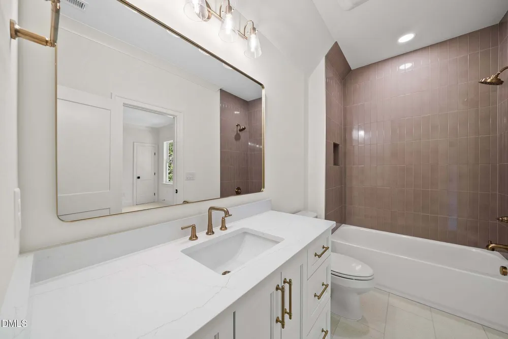 305 Gary St, Raleigh, NC 27606