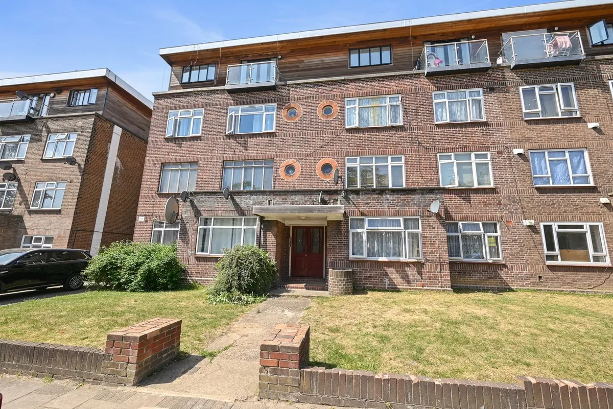 Leeland Way, London, NW10