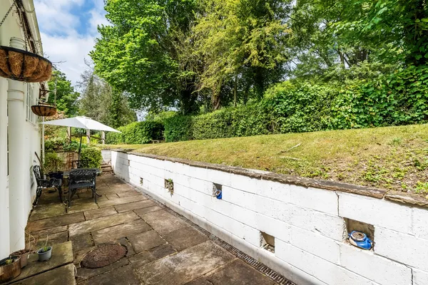 Southlands Lane, Tandridge, RH8 photo 9