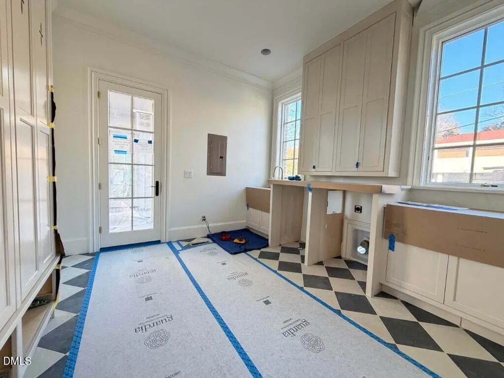 1515 Saint Marys St, Raleigh, NC 27608