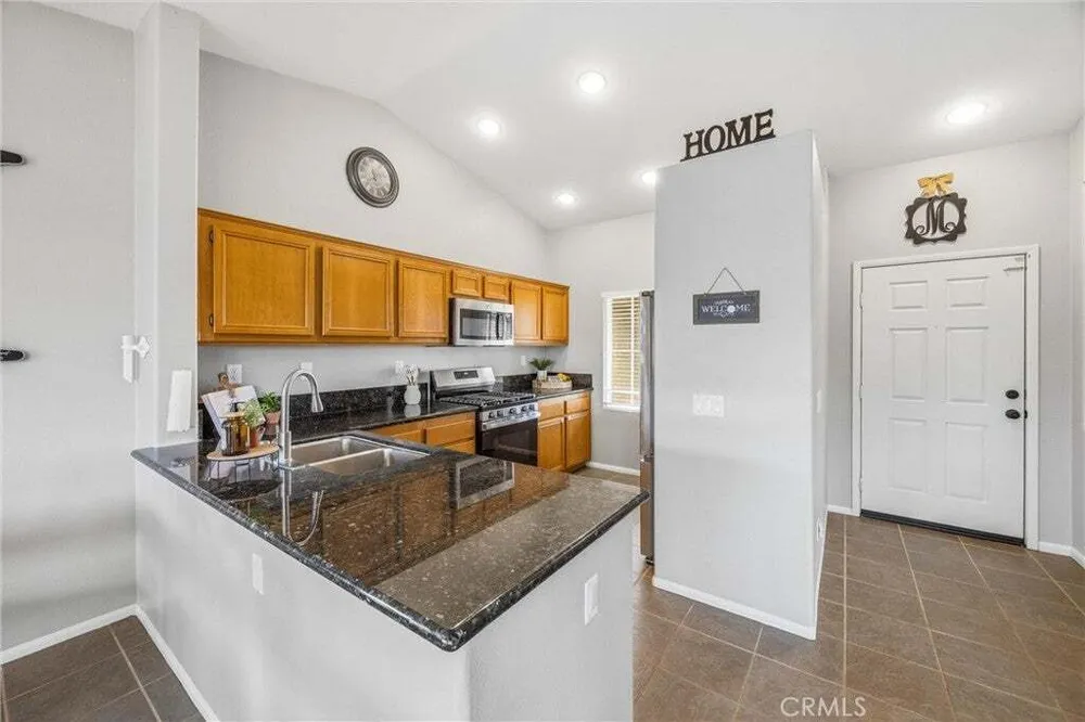 1659 Mariposa Pl, Beaumont, CA 92223