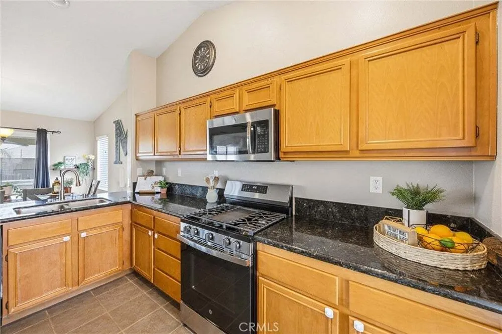 1659 Mariposa Pl, Beaumont, CA 92223