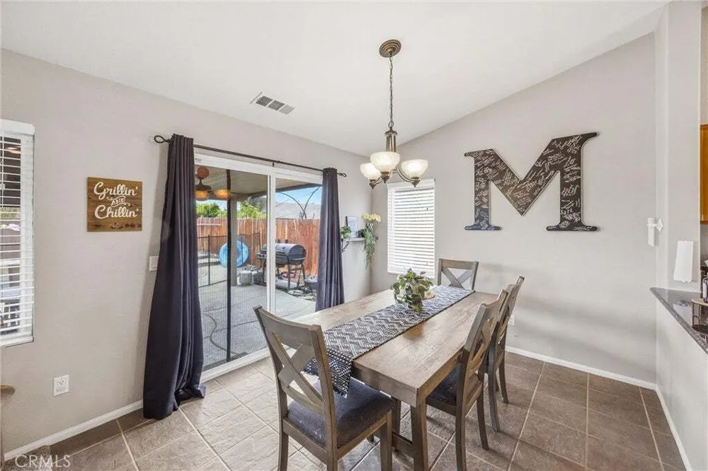 1659 Mariposa Pl, Beaumont, CA 92223