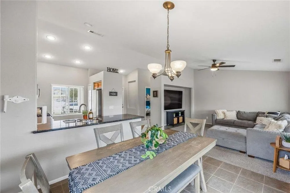 1659 Mariposa Pl, Beaumont, CA 92223