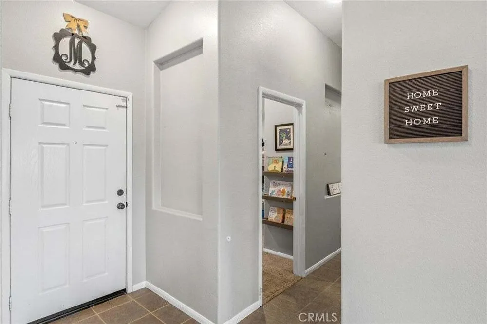 1659 Mariposa Pl, Beaumont, CA 92223