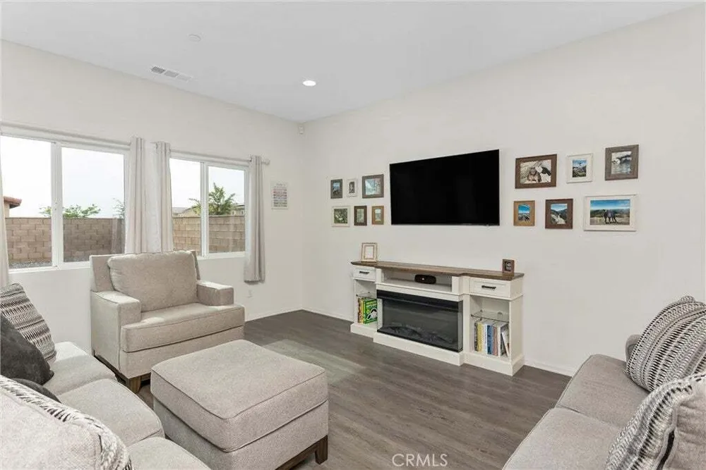 11513 Hinton Ct, Beaumont, CA 92223