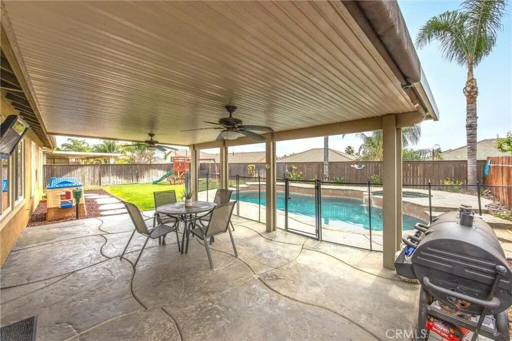 1659 Mariposa Pl, Beaumont, CA 92223