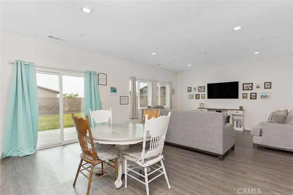 11513 Hinton Ct, Beaumont, CA 92223