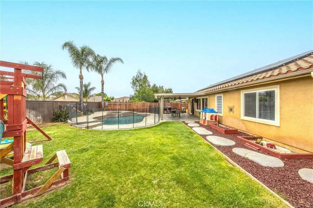 1659 Mariposa Pl, Beaumont, CA 92223