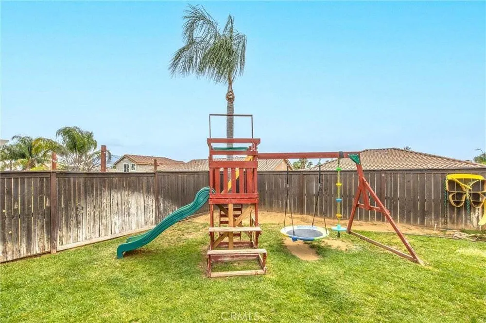 1659 Mariposa Pl, Beaumont, CA 92223