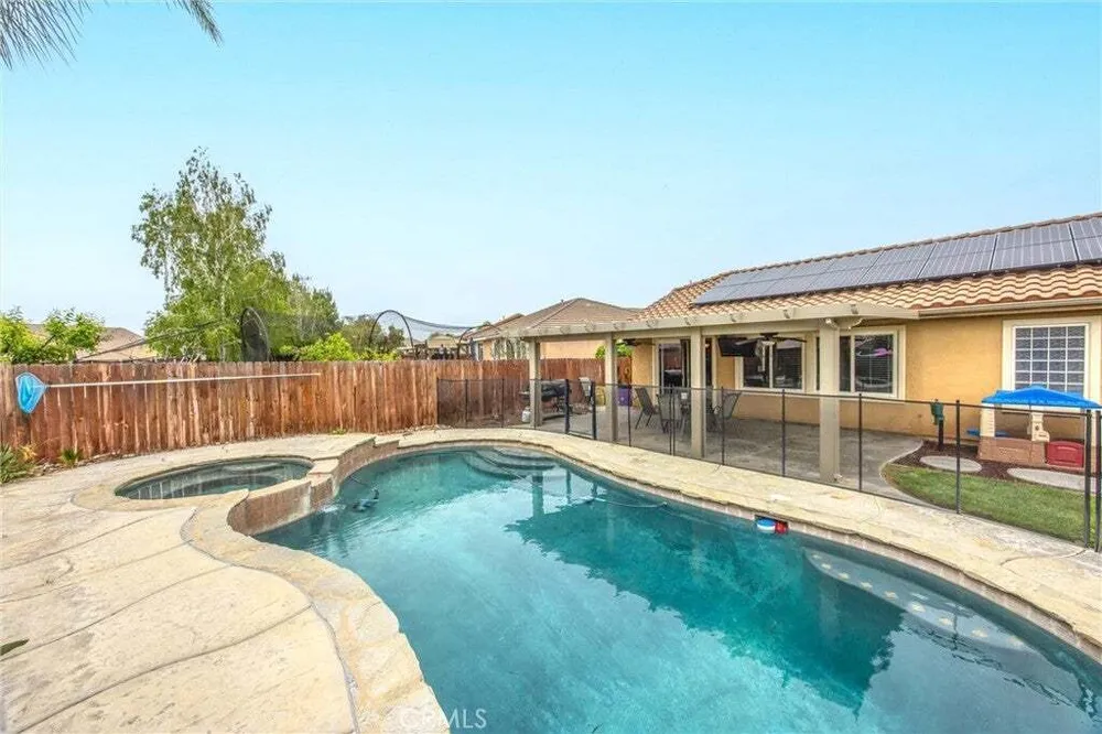 1659 Mariposa Pl, Beaumont, CA 92223