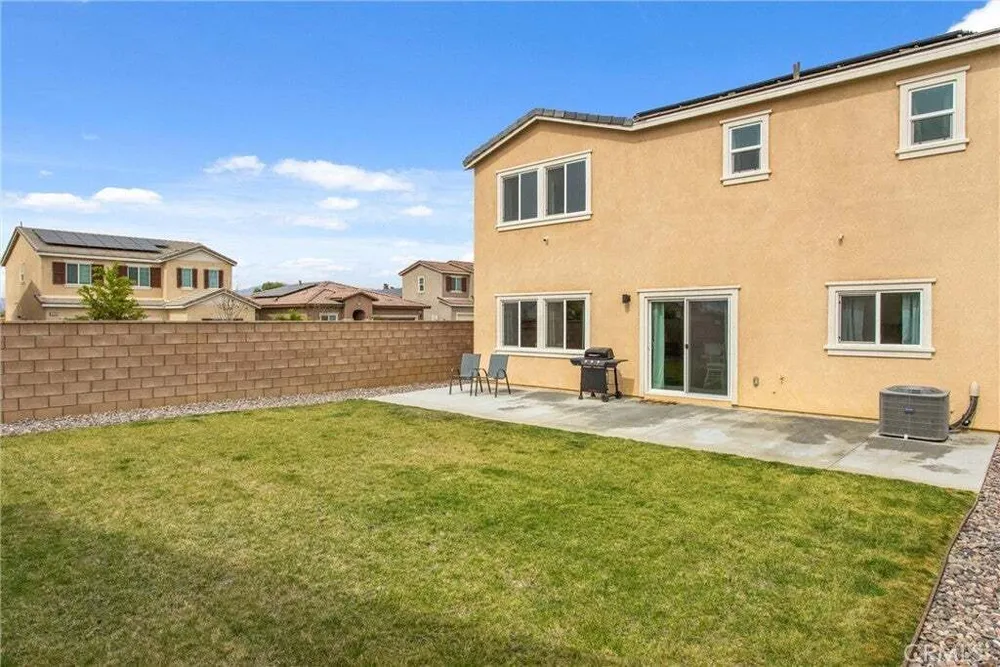 11513 Hinton Ct, Beaumont, CA 92223