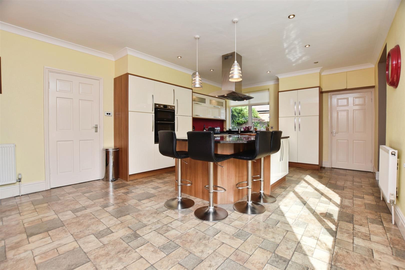 Station Road, Patrington, Hull Image 11