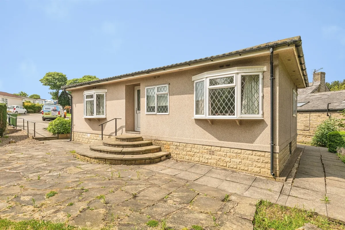 Andrew Crescent, Crosland Hill, Huddersfield