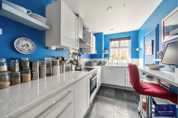 Daneswood, Heath Lane, MK17 photo 6