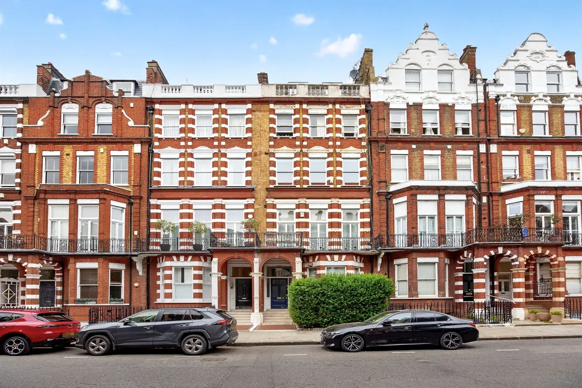 Bramham Gardens, London