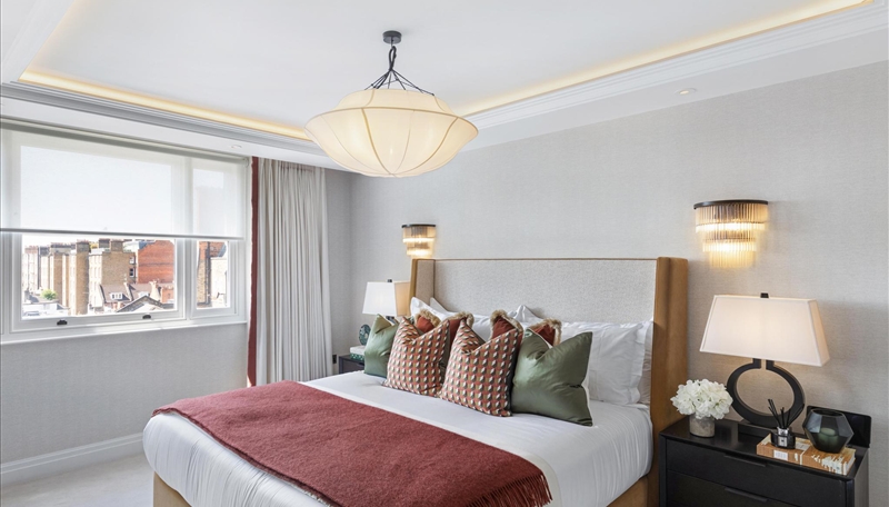 Fifth Floor Three Bedroom Penthouse To Let Prince of Wales Terrace, W8 Image 11