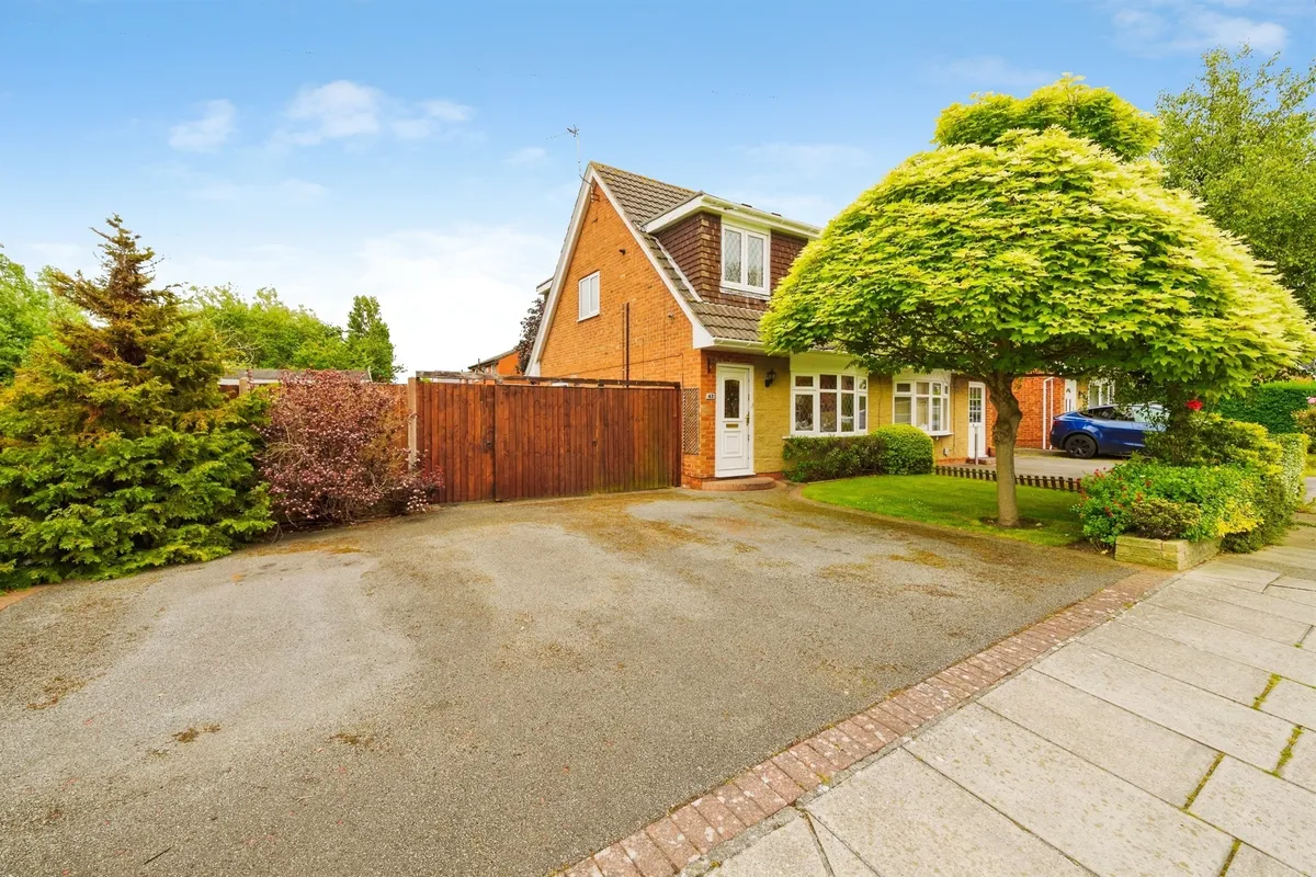Kingfisher Way, Wirral