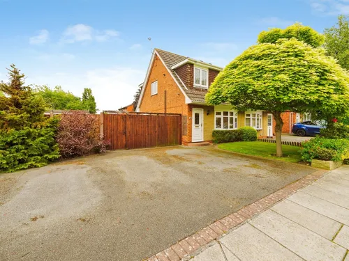 Kingfisher Way, Wirralphoto