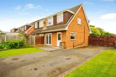 Kingfisher Way, Wirral