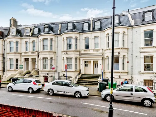 Alhambra Road, SOUTHSEAphoto