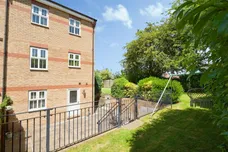 Elmwood Way, Barnsley