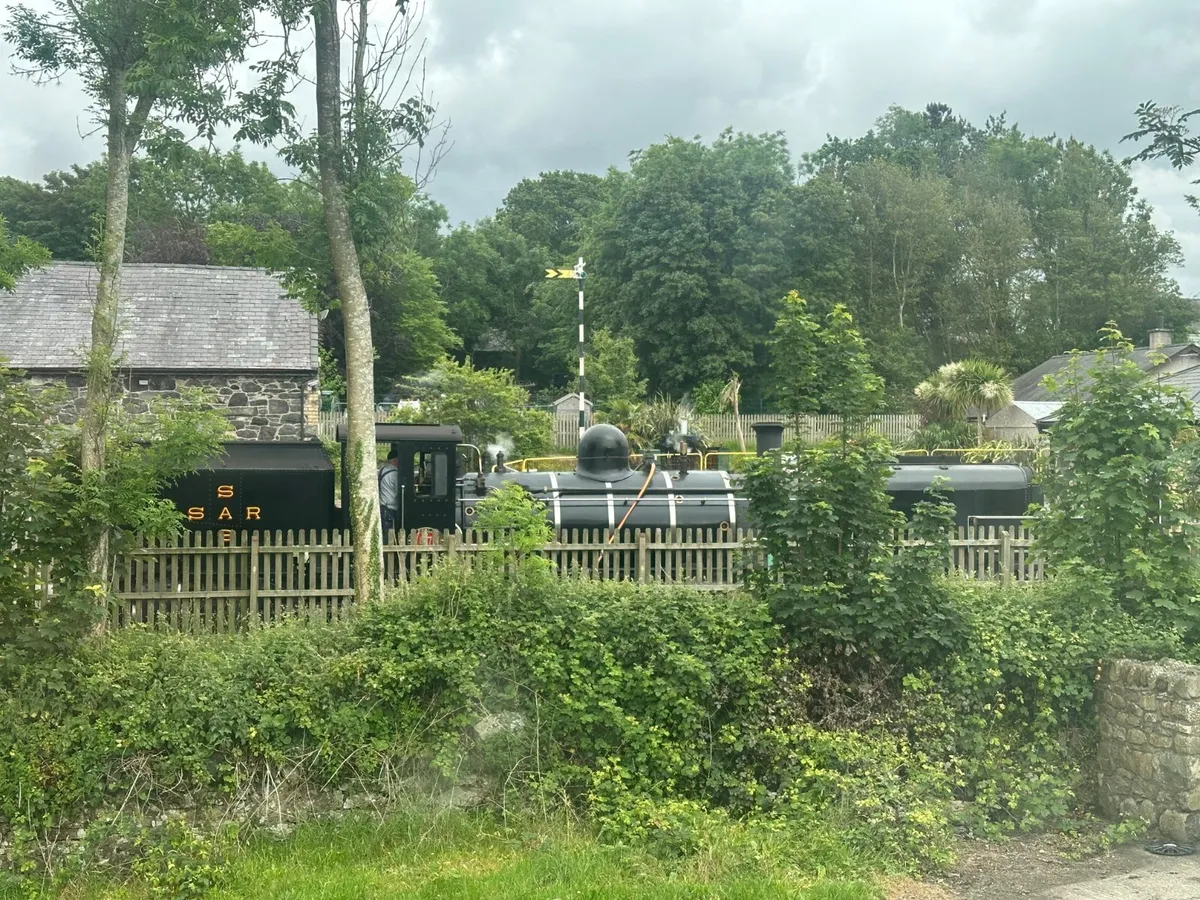 Dinas Cottages, Dinas, Gwynedd, LL54