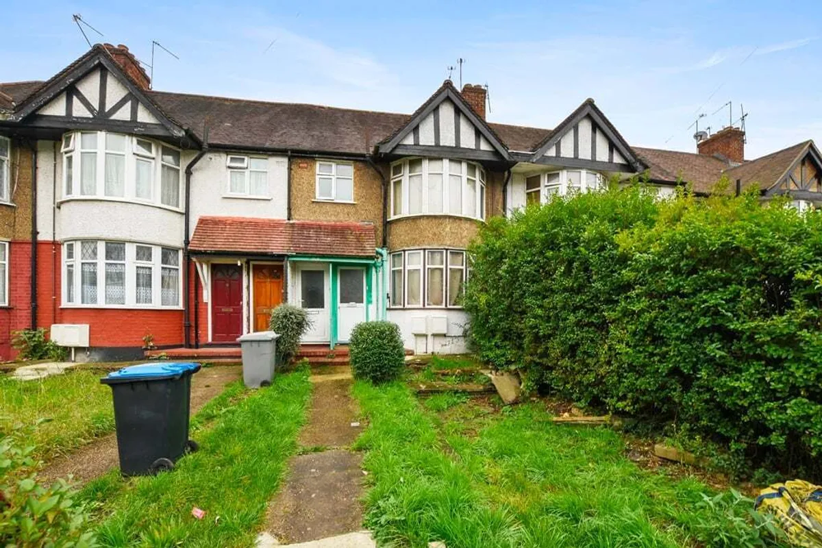 Braemar Avenue, London, NW10