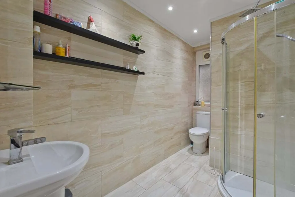 Braemar Avenue, London, NW10