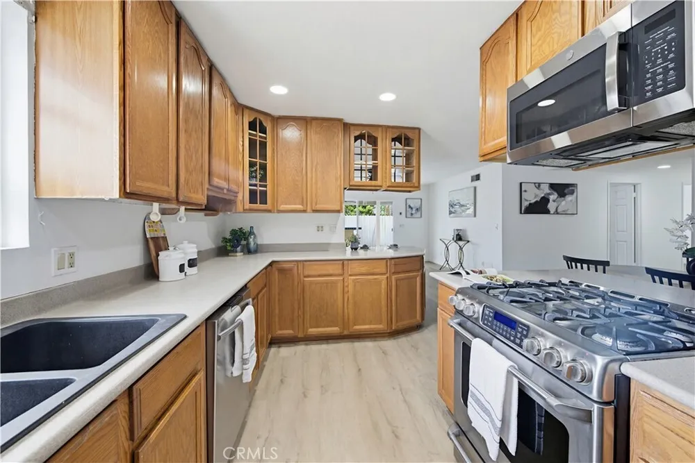 16202 Marlinton Dr, Whittier, CA 90604-3627