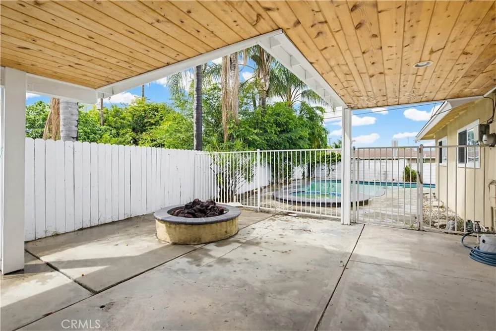 16202 Marlinton Dr, Whittier, CA 90604-3627