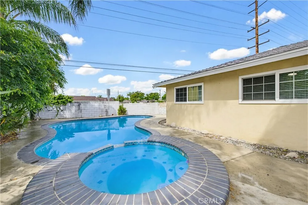 16202 Marlinton Dr, Whittier, CA 90604-3627