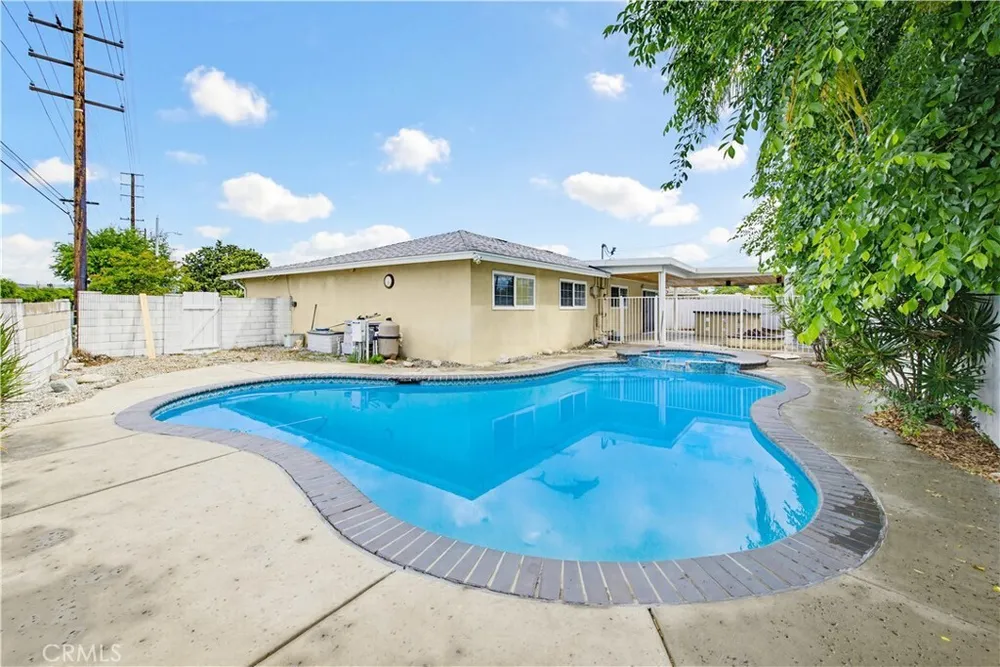 16202 Marlinton Dr, Whittier, CA 90604-3627