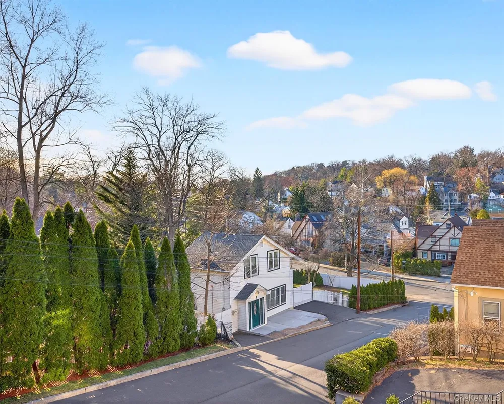 13 Irvington St, Dobbs Ferry, NY 10522