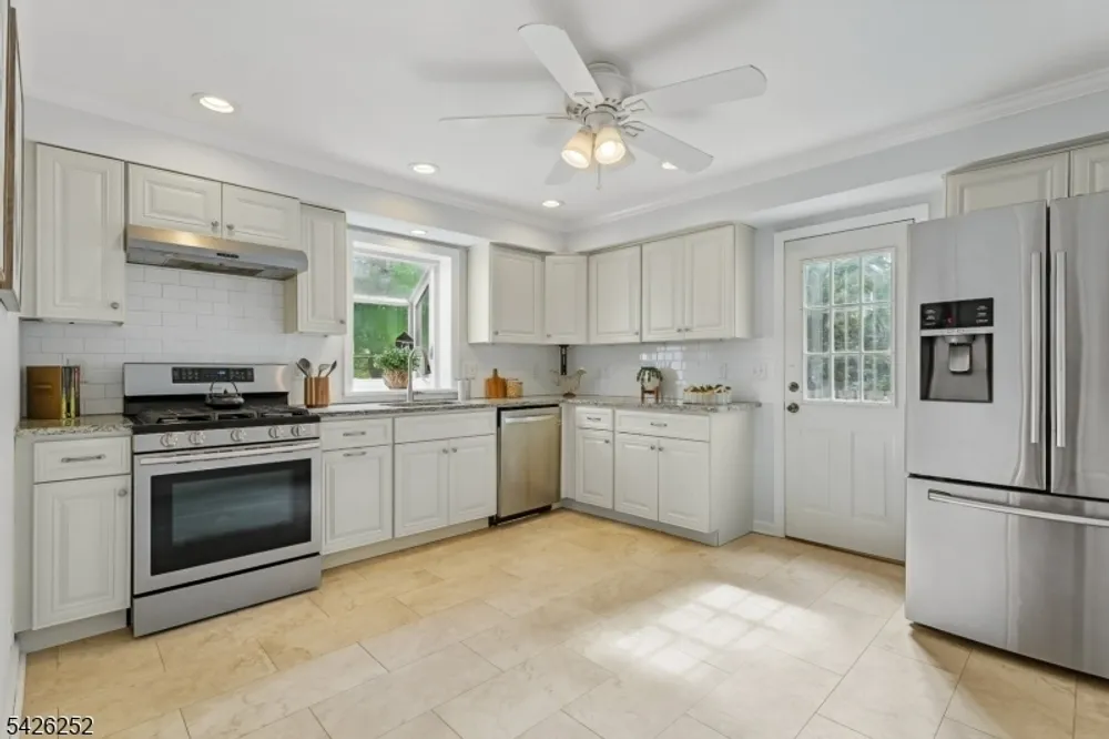 145 Bryant Ave, Springfield, NJ 07081