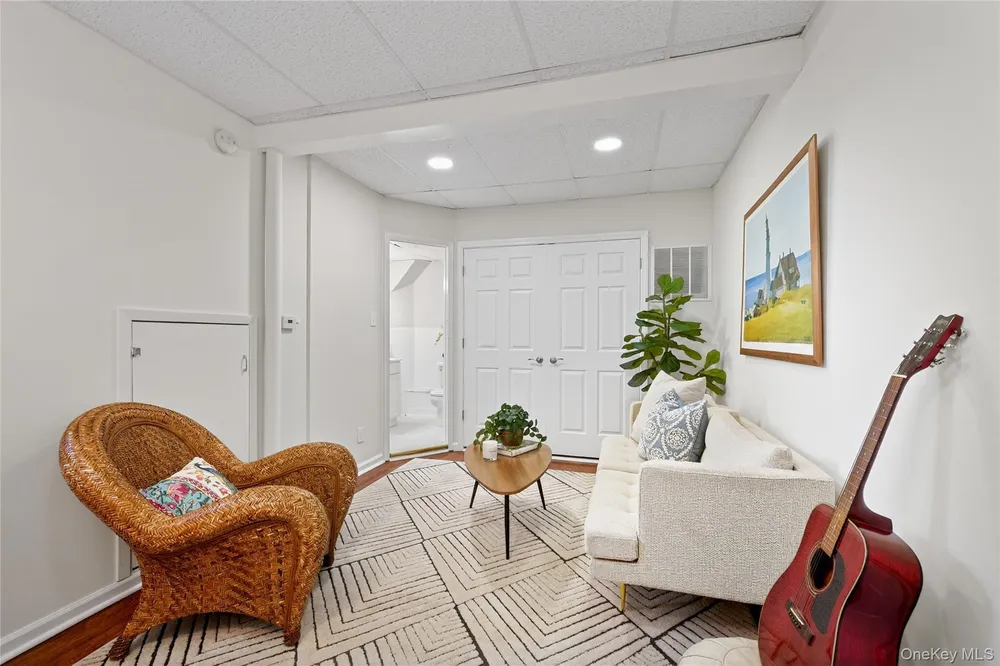 13 Irvington St, Dobbs Ferry, NY 10522