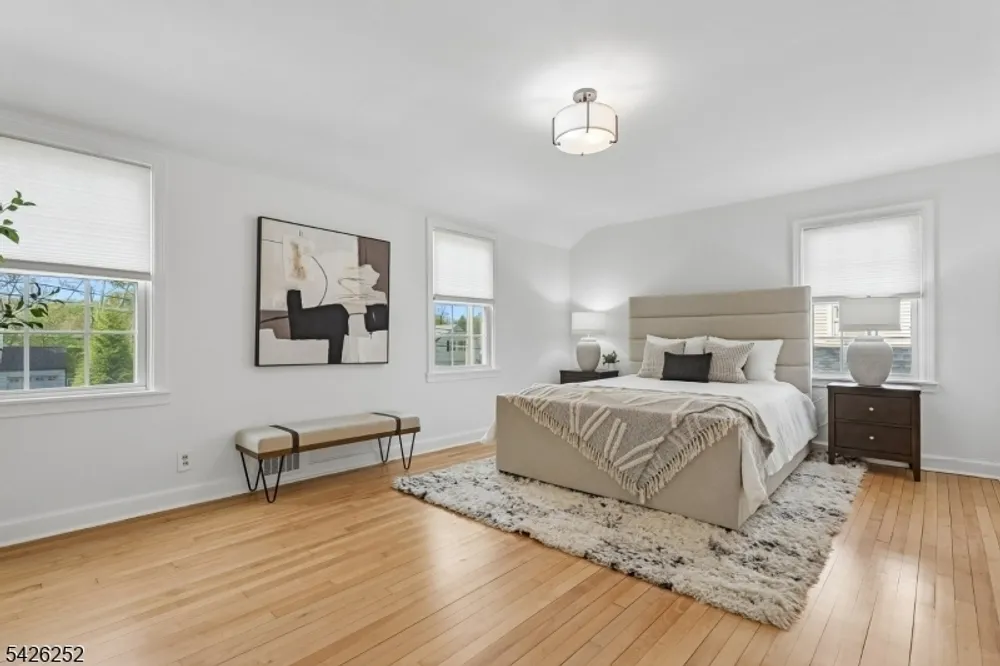 145 Bryant Ave, Springfield, NJ 07081