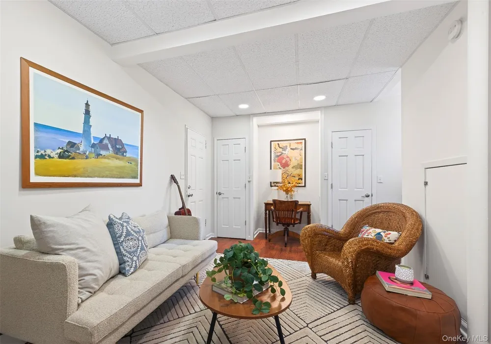 13 Irvington St, Dobbs Ferry, NY 10522