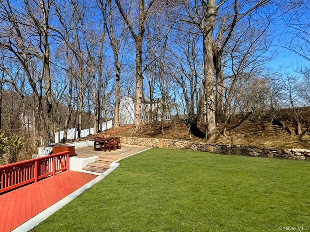 13 Irvington St, Dobbs Ferry, NY 10522