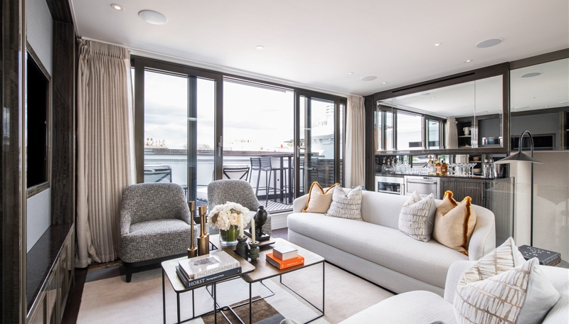 Fourth Floor Three Bedroom Penthouse To Let, Prince of Wales Terrace, Kensington, W8 Image 1