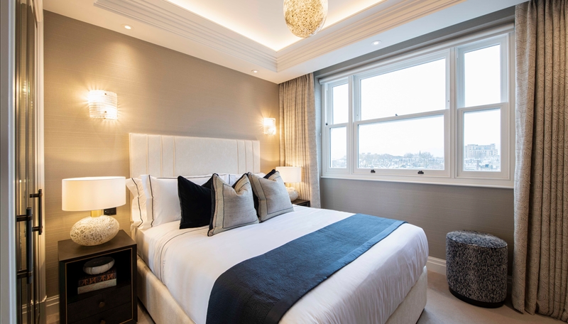 Fourth Floor Three Bedroom Penthouse To Let, Prince of Wales Terrace, Kensington, W8 Image 8