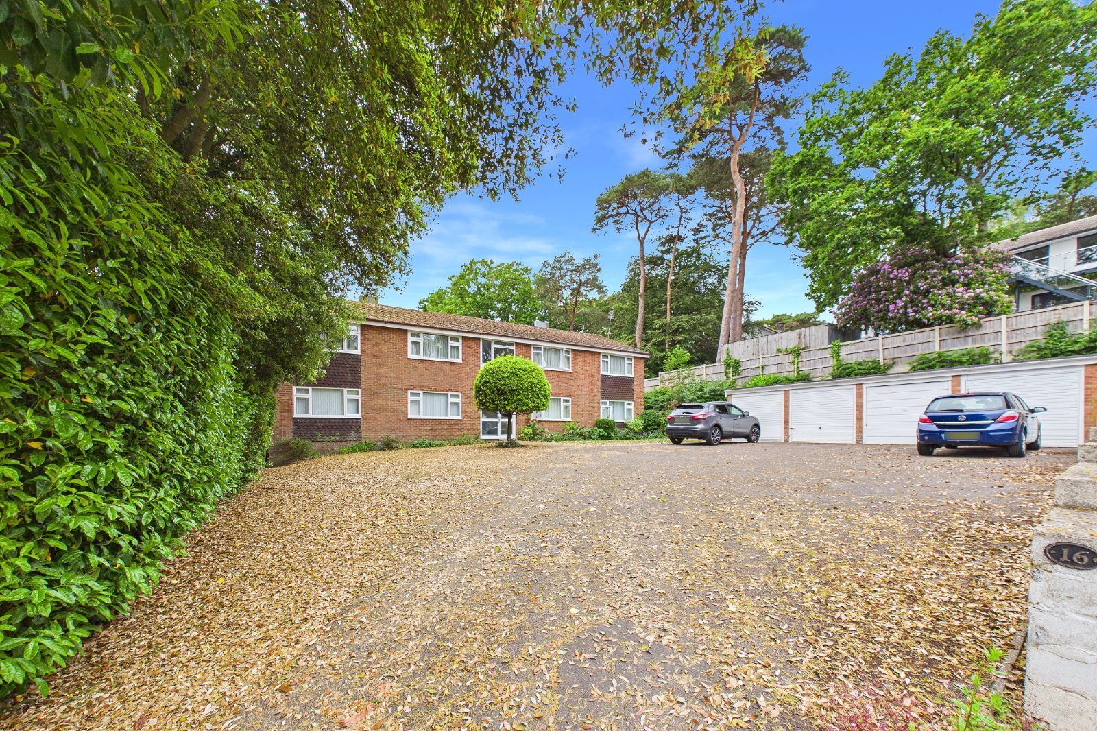 Cotton Close, Broadstone, Dorset, BH18 Image 1