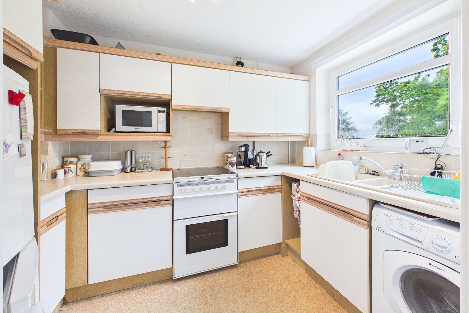 Cotton Close, Broadstone, Dorset, BH18 Image 7