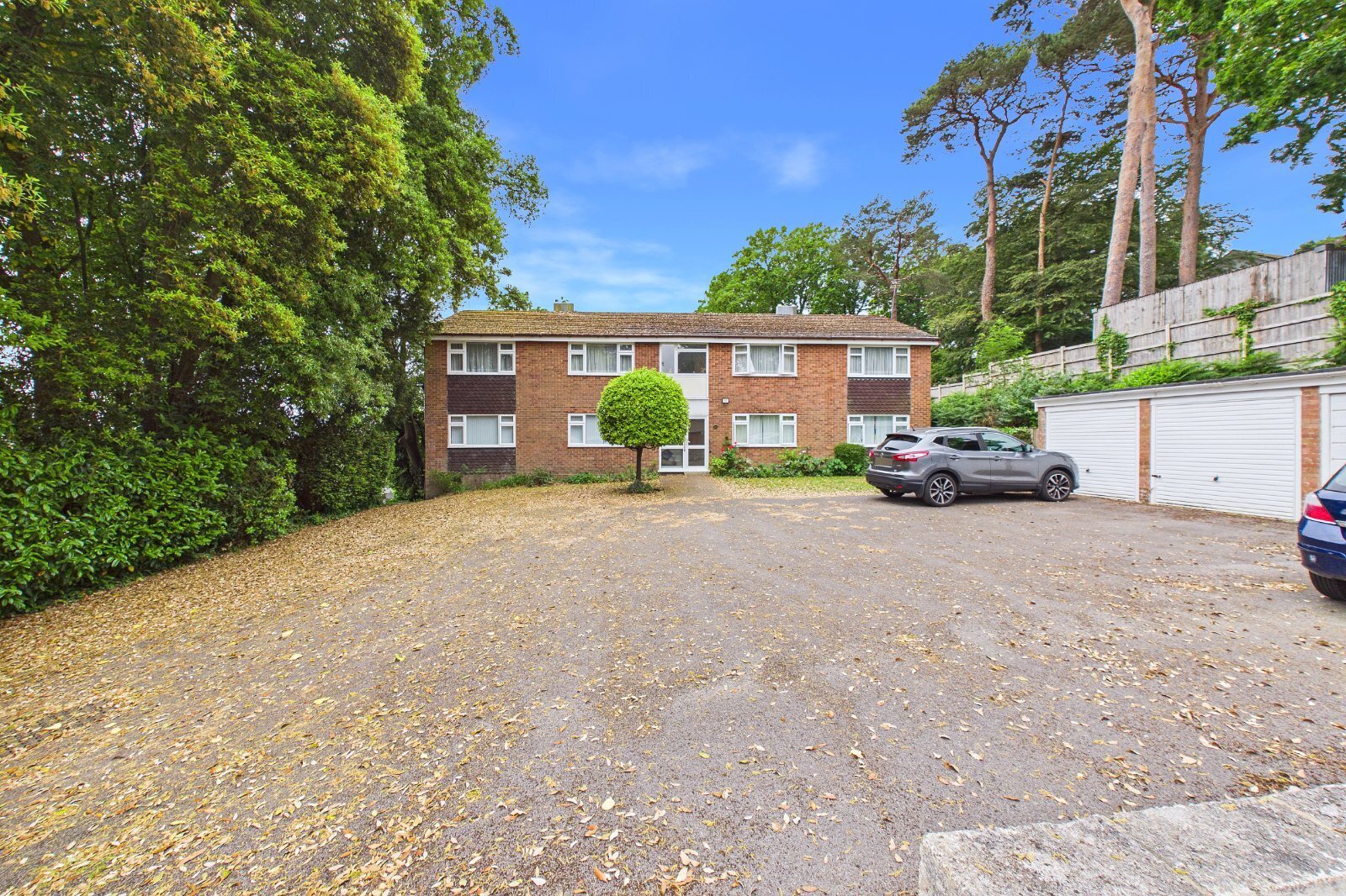 Cotton Close, Broadstone, Dorset, BH18 Image 16